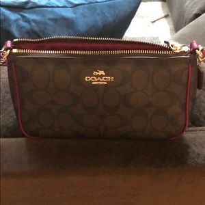 Cross body coach purse